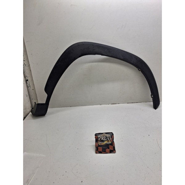 Aplique Paralama Dianteiro Direito Corolla Cross 2023 