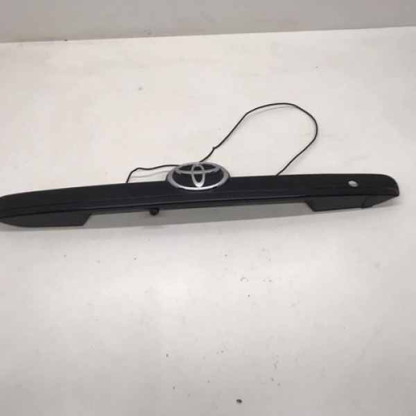 Acabamento Tampa Traseira Toyota Fielder 2003 A 2008