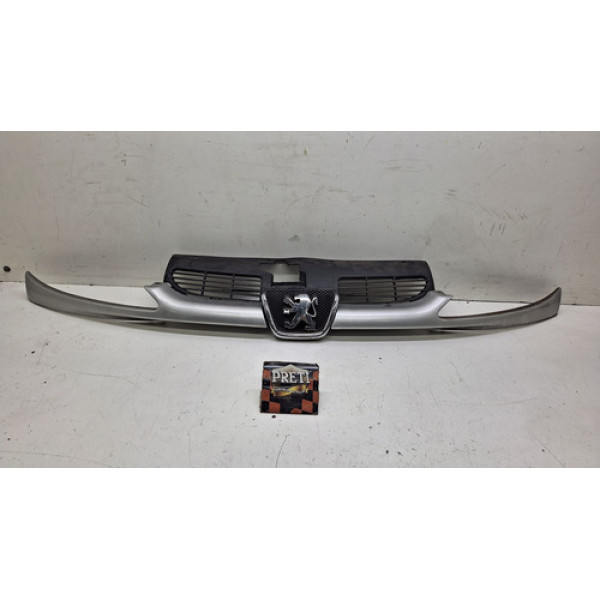 Grade Sup. Parachoque Dianteiro Peugeot 206 2006 / 2007 