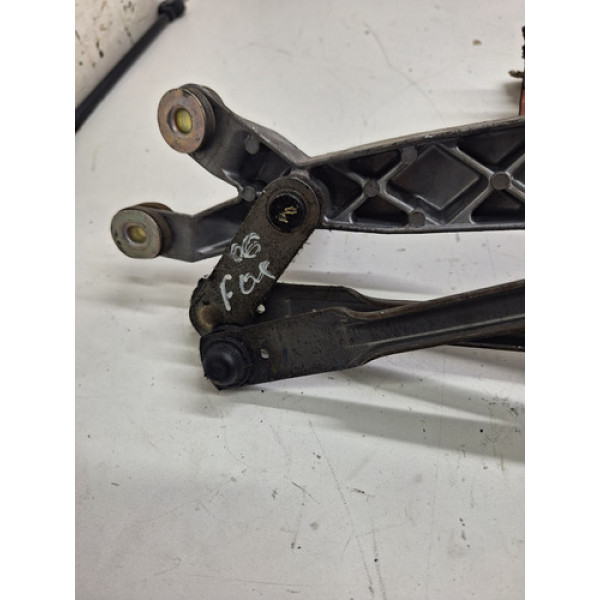 Máquina Limpador Dianteiro Volkswagen Fox 2006 