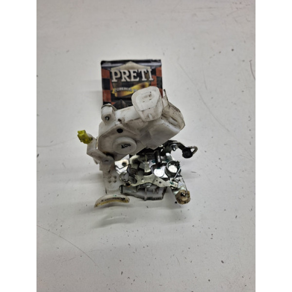 Fechadura De Porta Dianteira Esquerda Toyota Etios 2019/2020