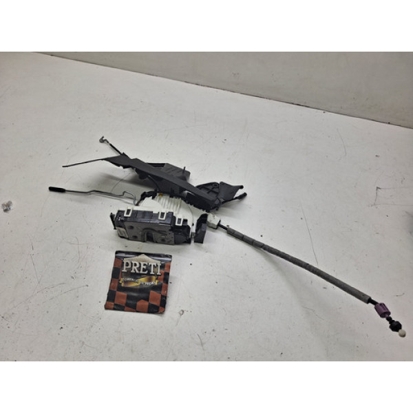 Fechadura Dianteira Direita Mercedes C180 2012/2013