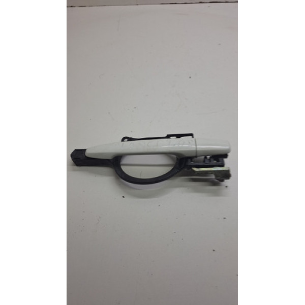 Maçaneta Externa Dianteira Direita Mitsubishi Lancer 2013 