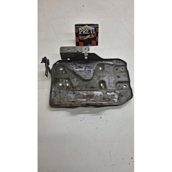 Suporte Caixa Bateria Nissan Kicks 2019 / 2020 