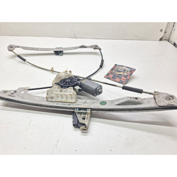 Maquina De Vidro Dianteira Direita Peugeot 207 2010