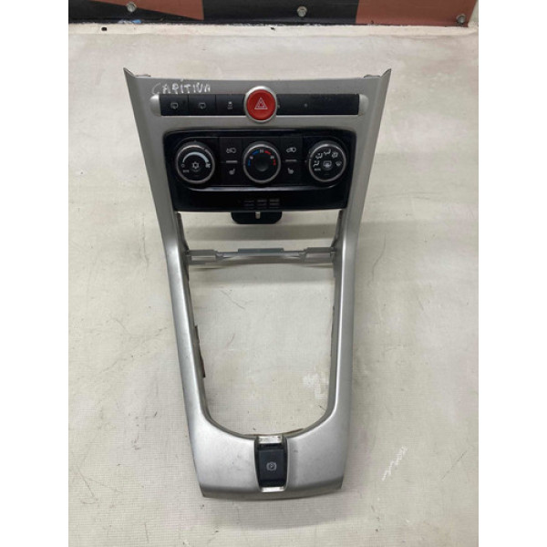 Moldura Central Chevtrolet Captiva 2011/2012