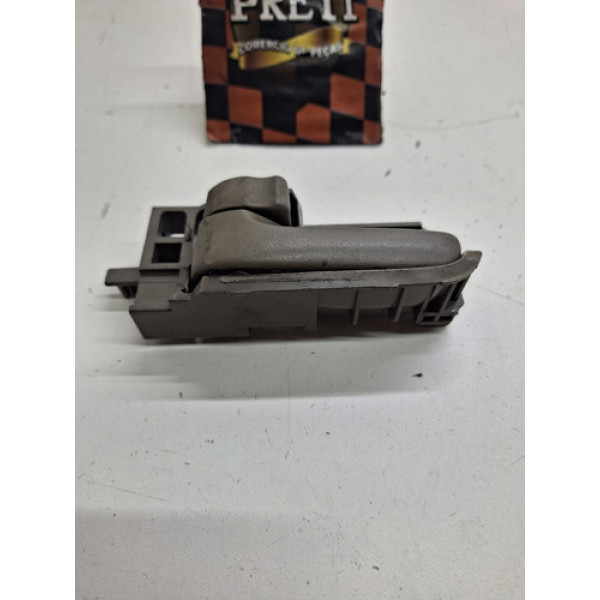 Maçaneta Interna Dianteira Esquerda Corolla Filder 2007/2008