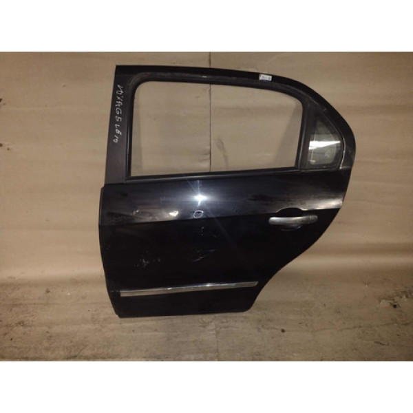 Porta Traseira Volkswagen Voyage G5 L/e C/detalhe Original