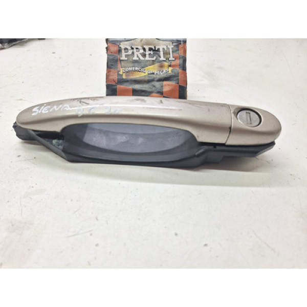 Maçaneta Dianteira Esquerda Fiat Siena 2010/2011