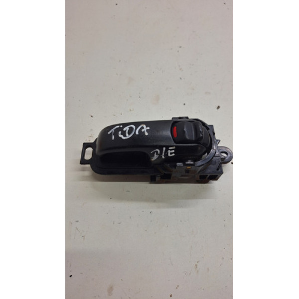 Maçaneta Interna Dianteira Esquerda Nissan Tiida 2011 
