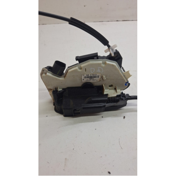 Fechadura Porta Dianteira Direita Volkswagen Amarok 2021 