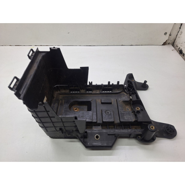 Caixa Suporte Bateria Vw Tiguan 2.0 Tsi 200cv 2010 / 2012