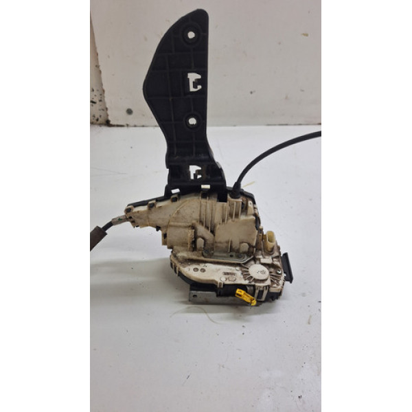 Fechadura Porta Dianteira Lado Esquerda Fiat Freemont 2012