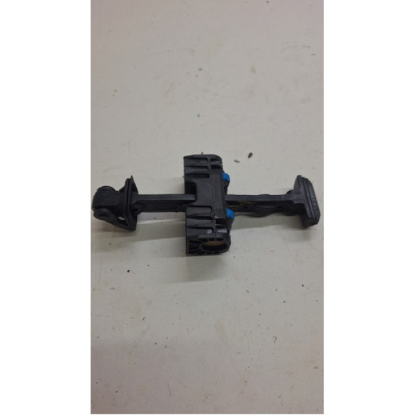 Limitador Porta Dianteiro Direito  Vw Amarok Highiline 2021