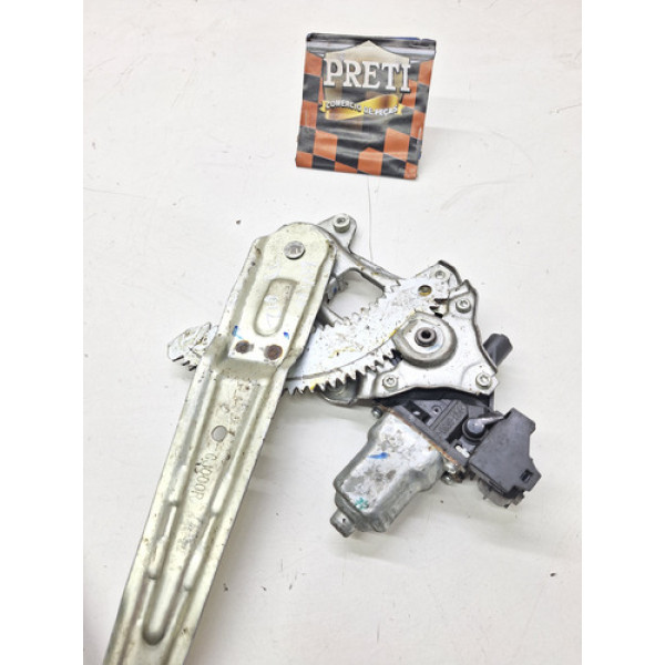 Maquina De Viro Traseira Direita Nissan Livina 2012