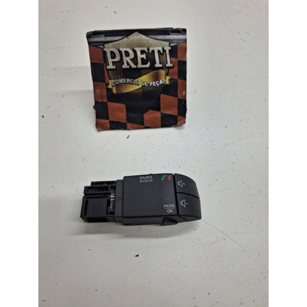 Comando De Som Renault Logan 2014 / 2015 