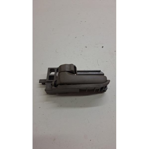 Maçaneta Interna Dianteira Esquerda Toyota Corolla 2005 