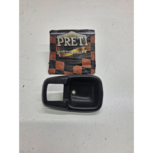 Moldura Lado Esquerdo Maçaneta Interna Vw Kombi 2008 A 2014 