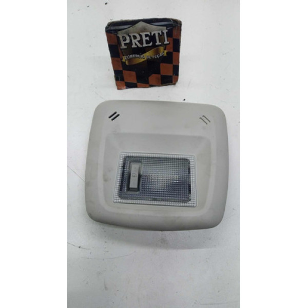 Luz Teto Cortesia Chevrolet Onix 2014