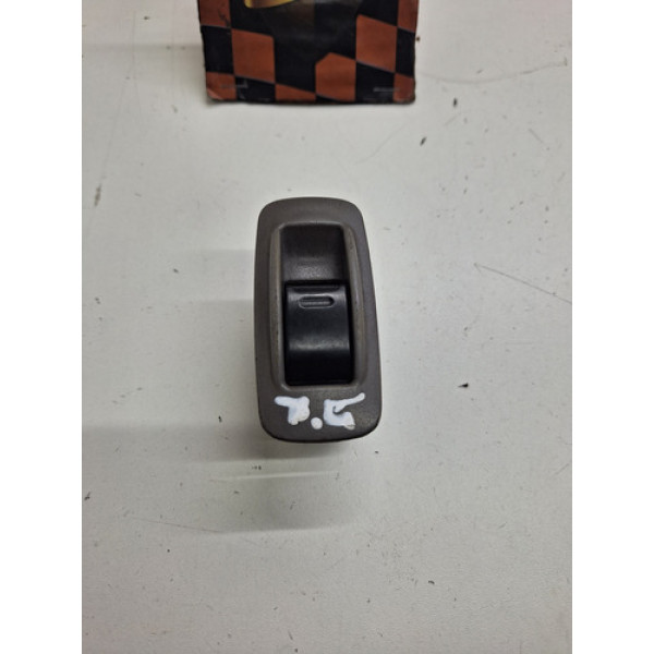 Botão Vidro Traseiro Esquerdo Toyota Corolla Filder 2007