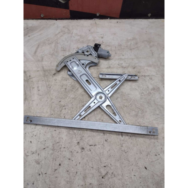 Máquina De Vidro Dianteira Versa 2020 L/e Original