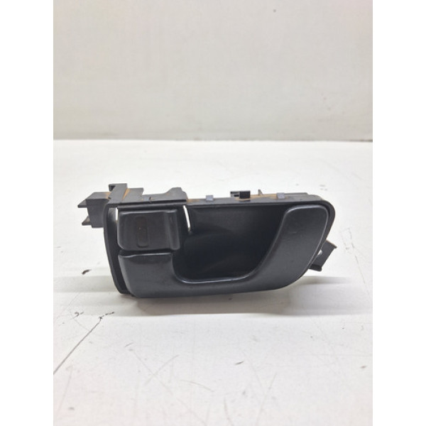 Maçaneta Dianteira Esquerda Mitsubishi Tr4 2010/2011