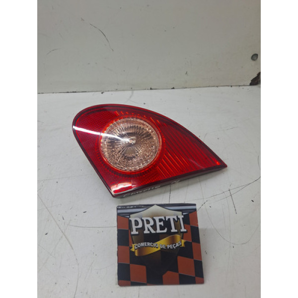 Lanterna Tampa Traseira Direita Toyota Corolla 2003 A 2008 