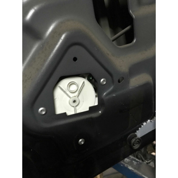 Máquina De Vidro Traseira Direita Spacefox 2013