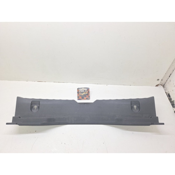 Soleira Porta Malas Corolla Cross