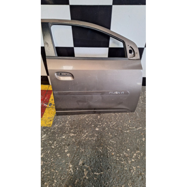 Porta Dianteira Direita Chevrolet Prisma 2013 / 2014 