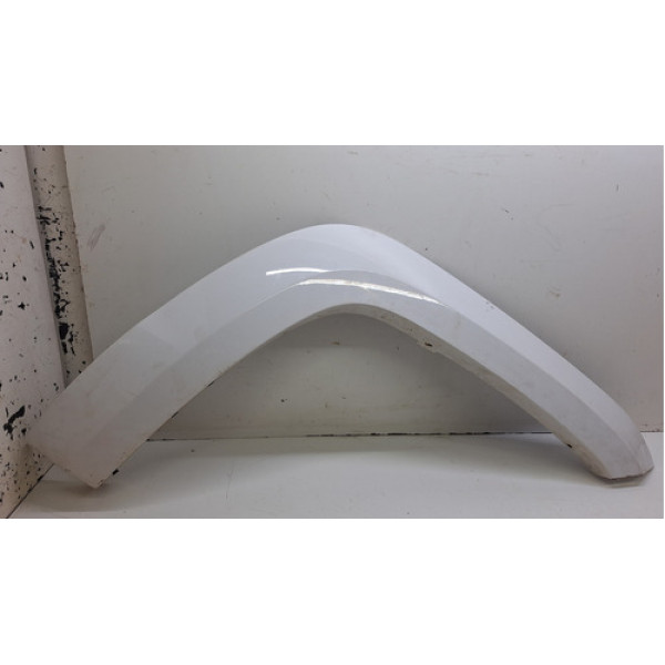 Aplique Moldura Paralama Lado Direito Vw Amarok 3.0 V6 2021