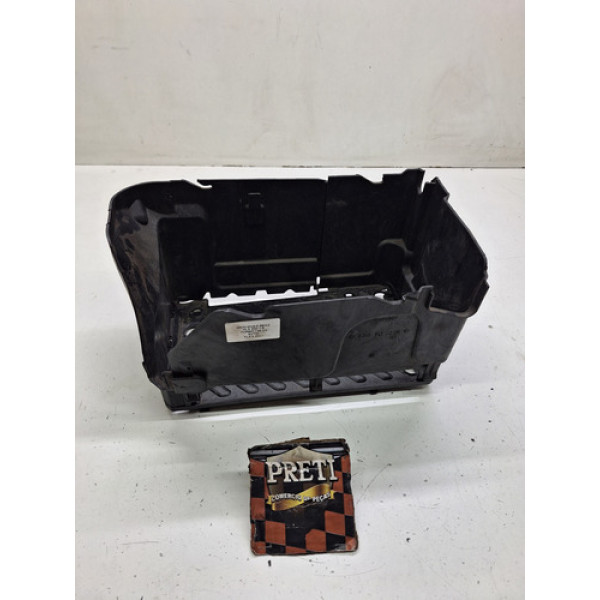 Suporte Caixa Bateria Mercedes Benz  Cla 200 2017 C/detalhe