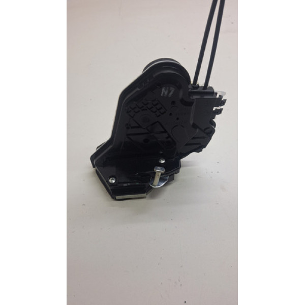 Fechadura Porta Traseira Lado Direita Toyota Yaris 2021