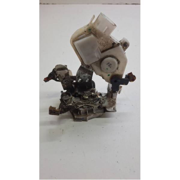 Fechadura Porta Traseira Direita Toyota Etios 2017 