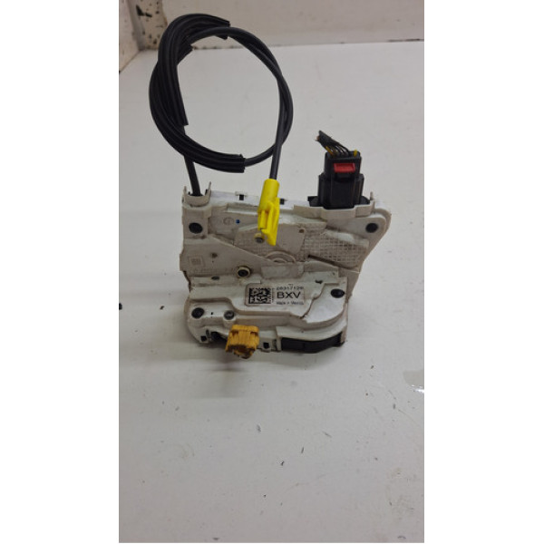 Fechadura Porta Dianteira Esquerda Chevrolet Onix Turbo 2022