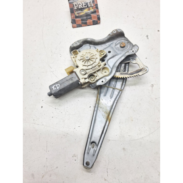 Maquina De Vidro Traseira Direita Toyota Filder 2005/2006