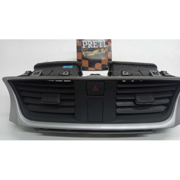 Acabamento C/ Difusor De Ar Nissan Sentra