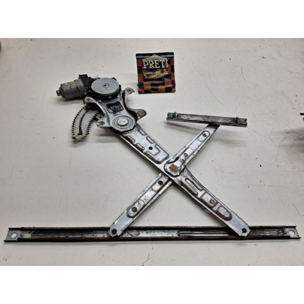 Máquina De Vidro Dianteira Esquerda Nissan Versa 2014/2015