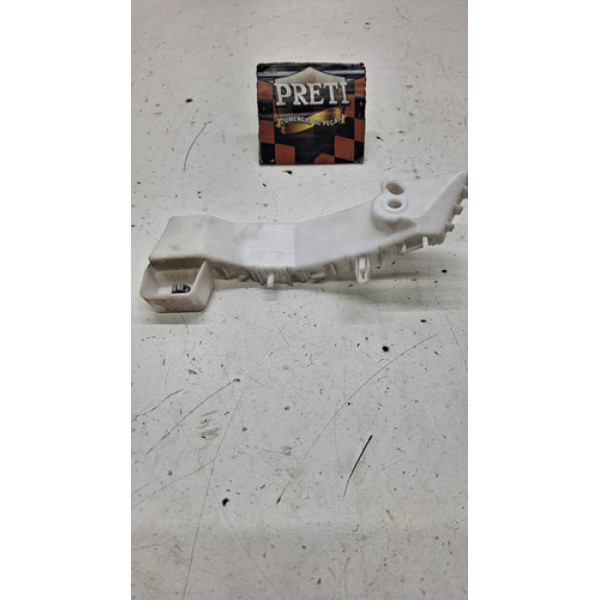 Guia Parachoque Dianteiro Lado Direito Gm Tracker 2020