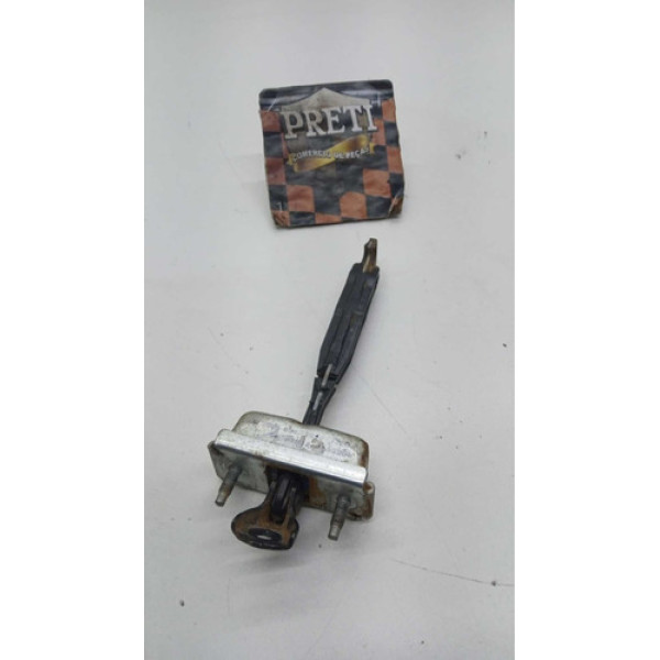 Limitador Traseiro Esquerdo Chevrolet Cruze 2013