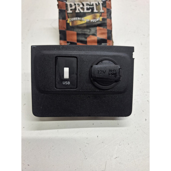 Moldura C/ Tomada 12v E Usb Hyundai Hb20 2020 / 2021 / 2022 