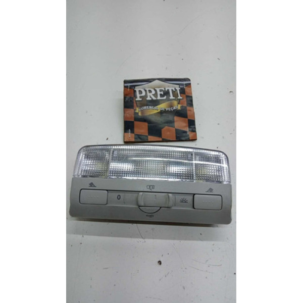 Luz Cortesia Volkswagen Up 2014