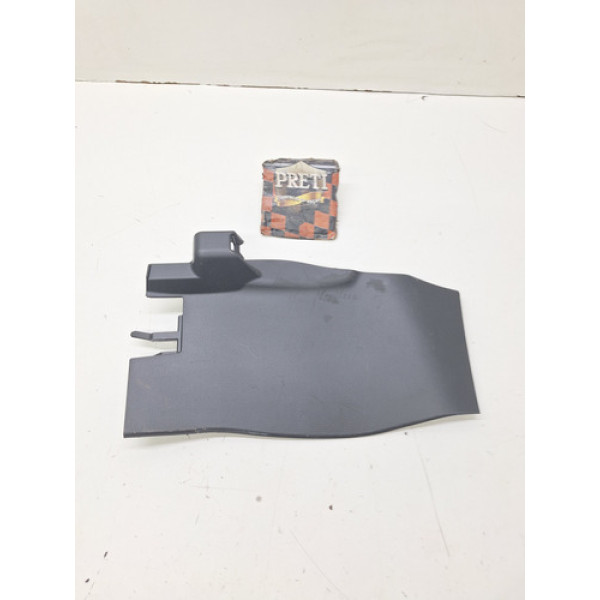 Acabamento Esquerdo Tampa Traseira Corolla Cross 2022/2023