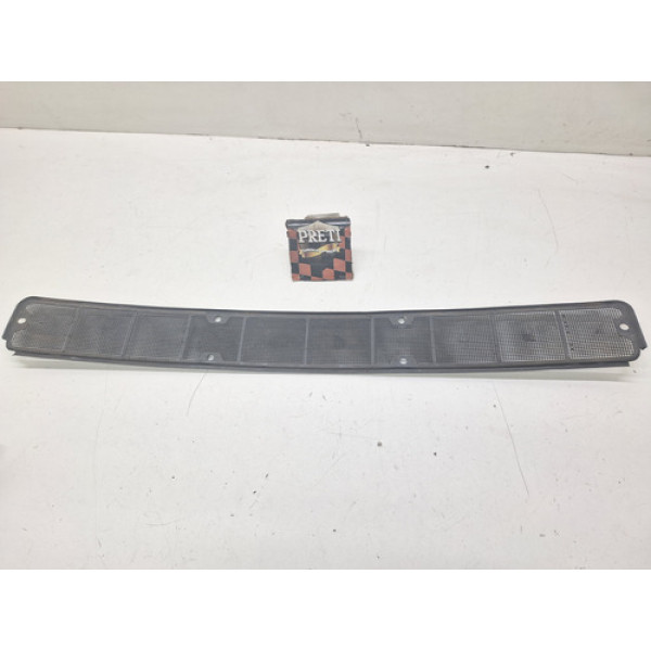 Grade Do Parachoque Dianteiro Volkswagen Kombi 2013