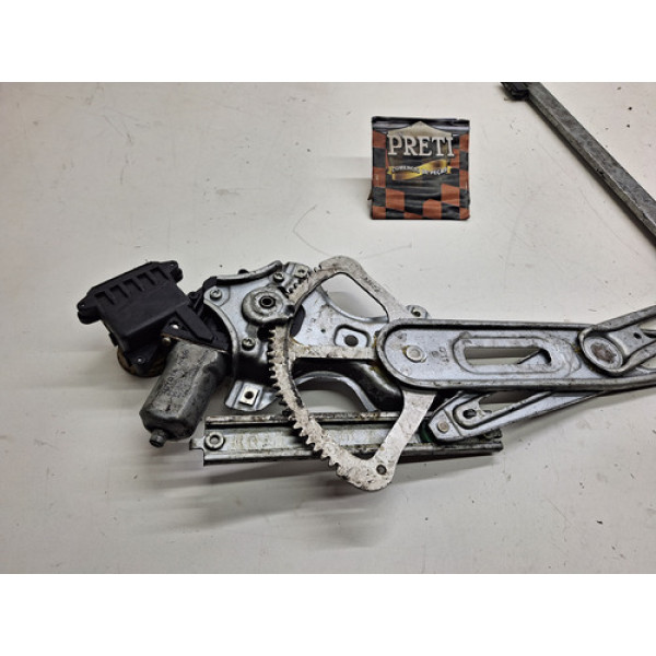 Maquina De Vidro Dianteira Direita Toyota Corolla 2011