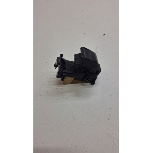 Botão Vidro Traseiro Esquerdo Toyota Corolla 2015 / 2016 