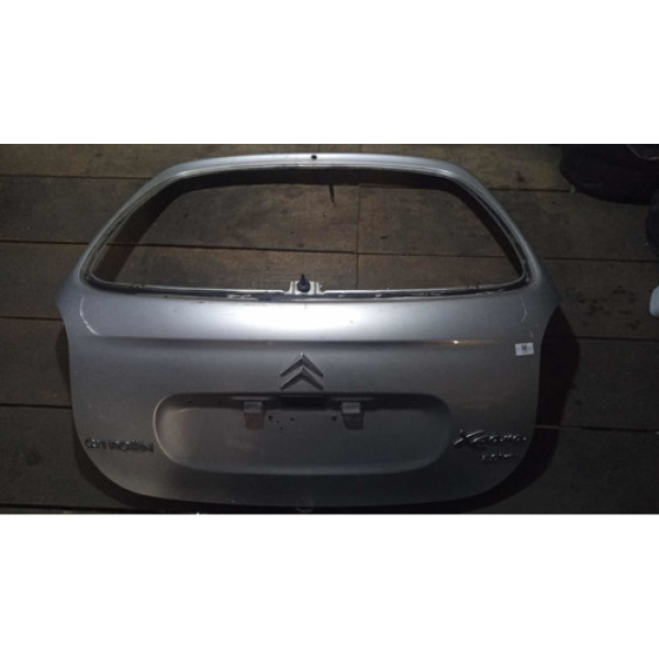 Tampa Traseira Citröen Xsara 2010 C/detalhe