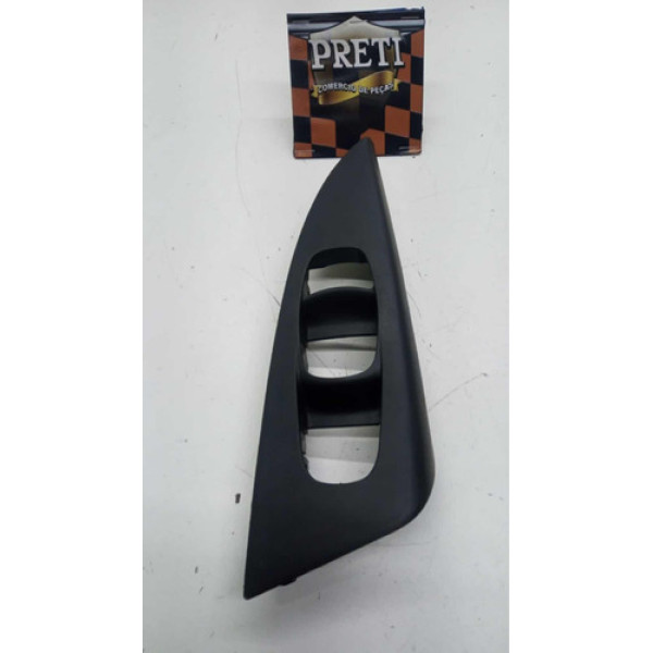 Moldura Botão Dianteira Esquerda Versa 2015