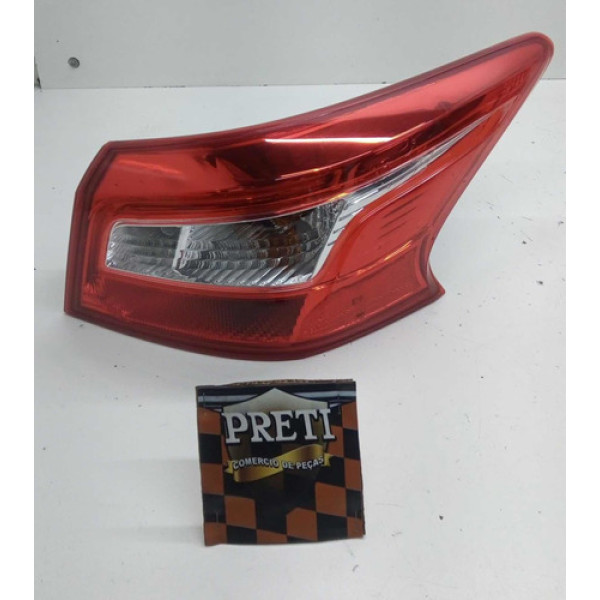 Lanterna Direita Nissan Sentra 2019