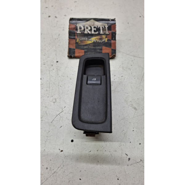 Botão Traseiro Esquerda Chevrolet Prisma 2013 